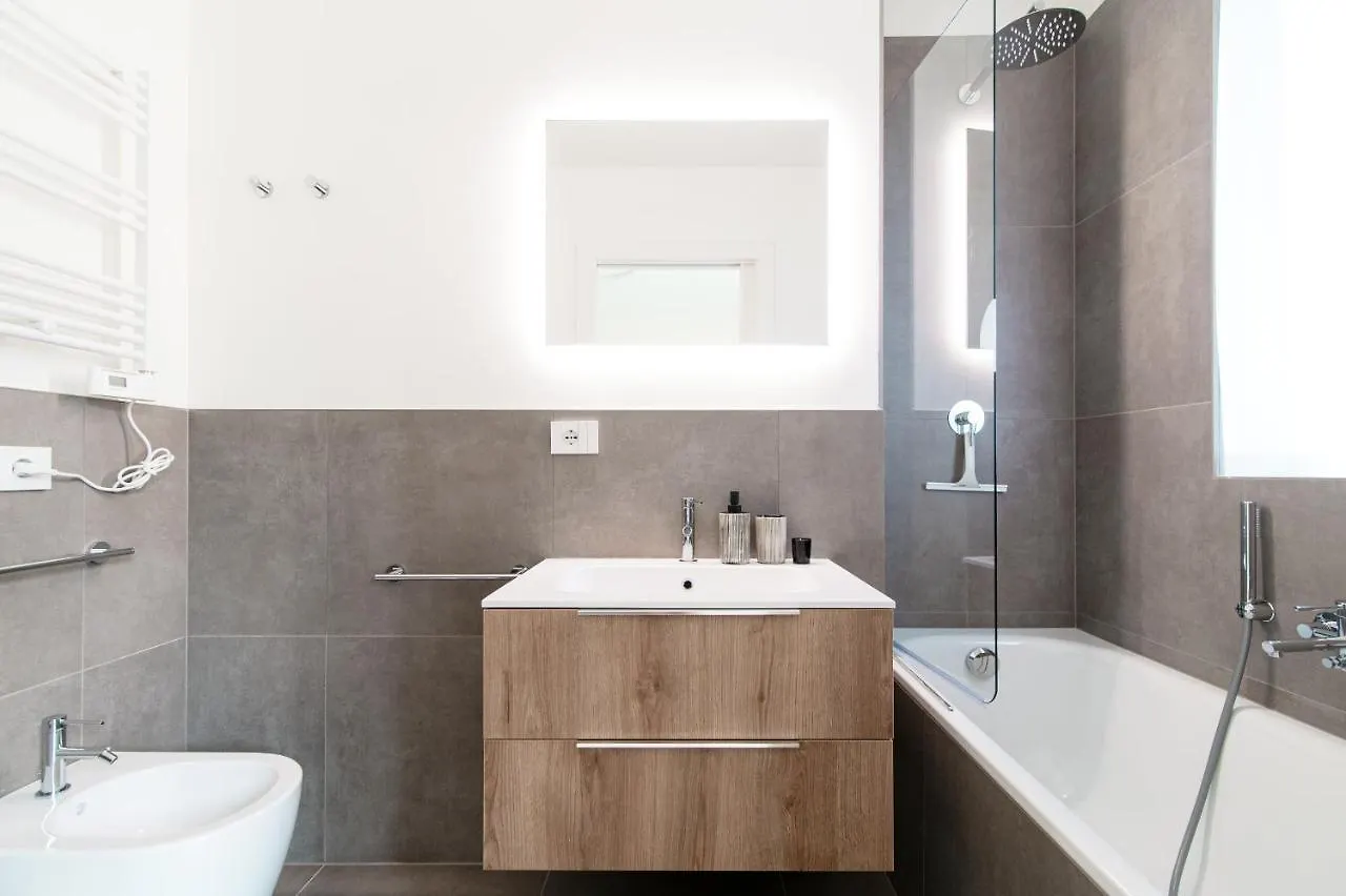 Apartament Bella Li - By Myhomeincomo Menaggio